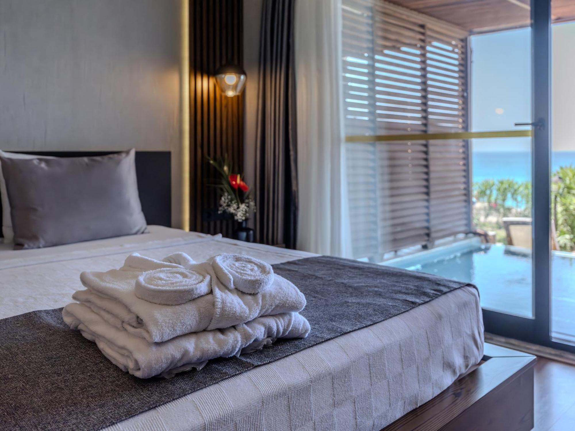 Adora Calma Beach Hotel Adults Only Kızılot Exterior foto
