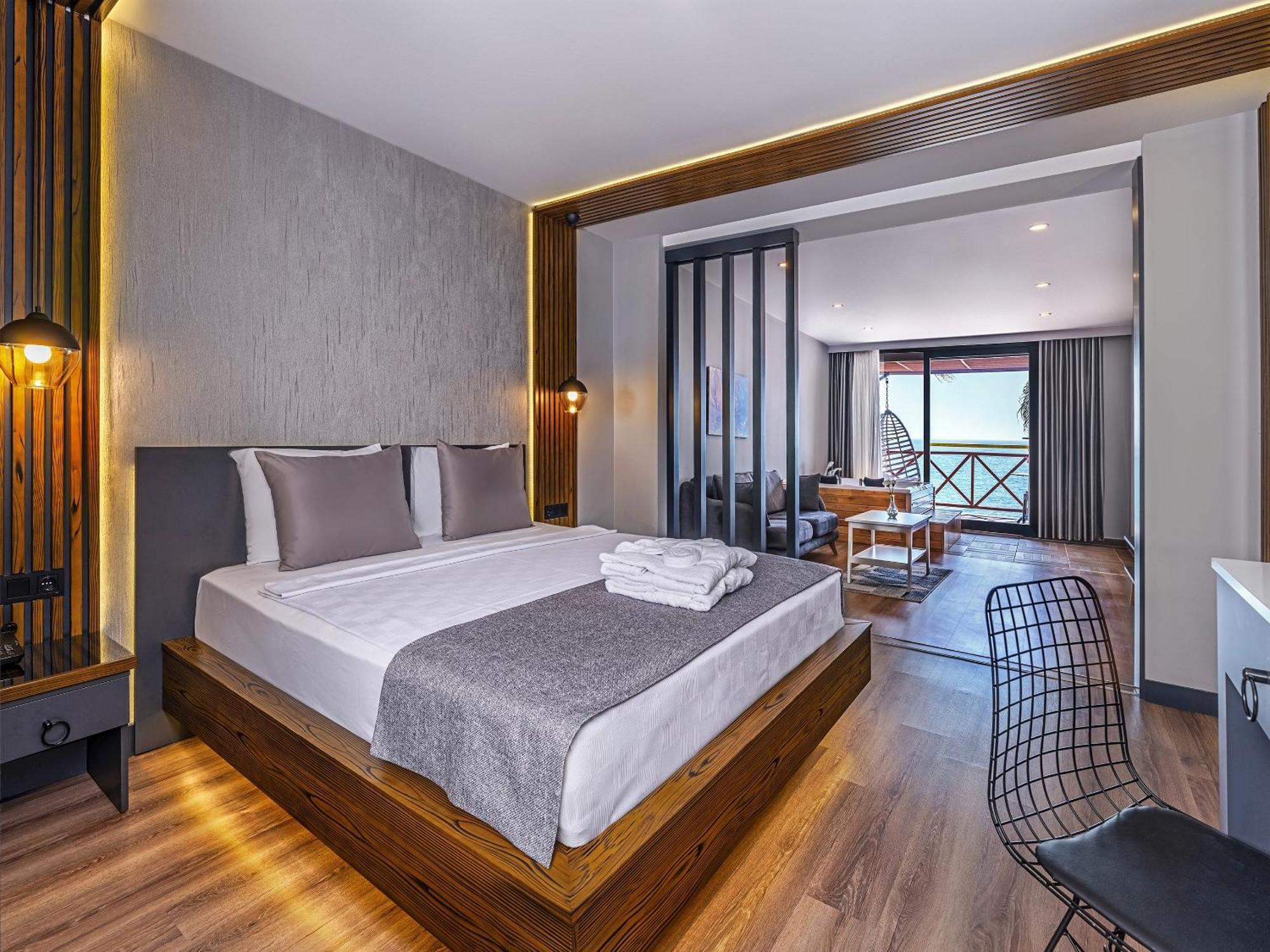 Adora Calma Beach Hotel Adults Only Kızılot Exterior foto